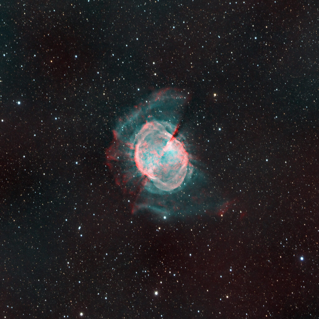 M27 / Dumbell Nebula shot by Frank Kane